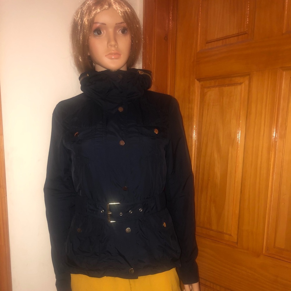 🧥Zara lightweight rain jacket